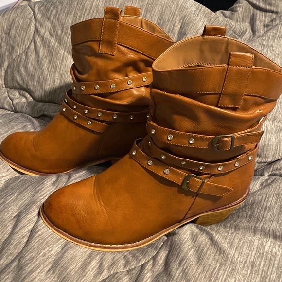 Charming Charlie Booties - Picture 5 of 8